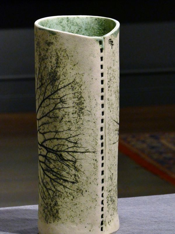 Vase med Tyrihjelmblad Nr: 133
